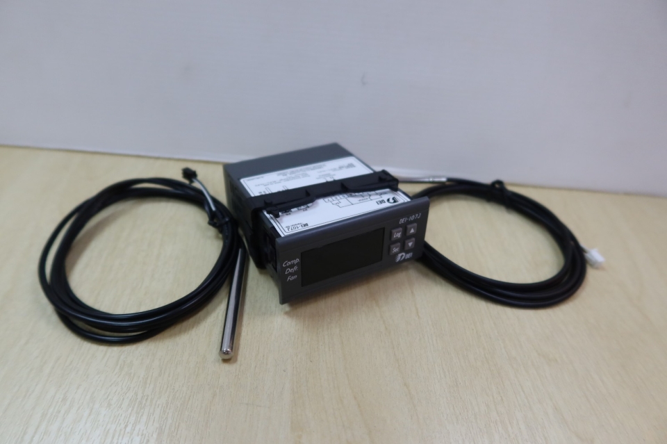 DEI DIGITAL THERMOSTAT DEI-107JE (F) C/W 2 NTC PROBE X 230V (DIRECT)