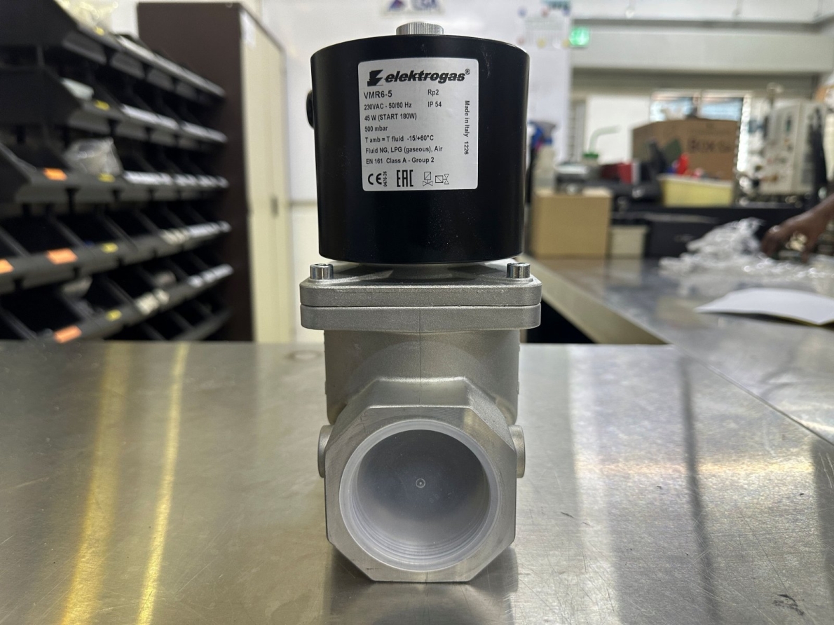 ELEKTROGAS Safety Solenoid Valve for Gas VMR6-5 Rp2, Pmax 500mbar