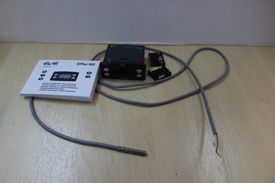 ELIWELL IC PLUS 902 PTC-NTC 230V TEMPERATURE CONTROLLER C/W 1 PTC SENSOR
