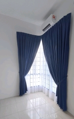 Curtain