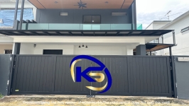 Trackless Folding Gate (PC) Taman Setia Tropika
