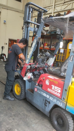 Repair Forklift Tilting Cylinder