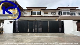 Trackless Folding Gate (PC) Taman Flora Heights,Pasir Gudang,Johor