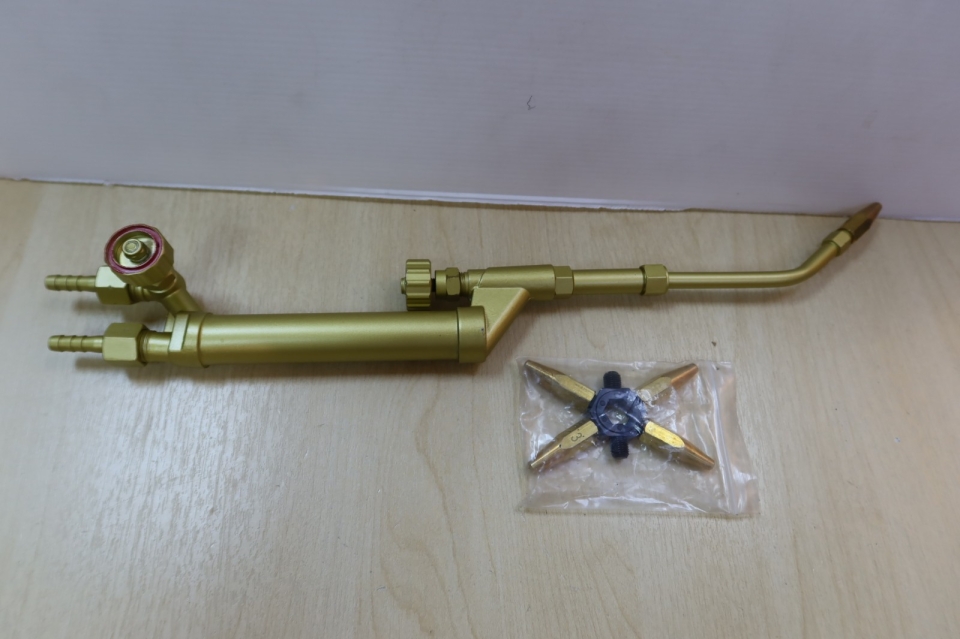 YAMATO '101' SMALL TYPE WELDING TORCH C/W 5 PCS TIP (NO : 1,2,3,4 & 5)