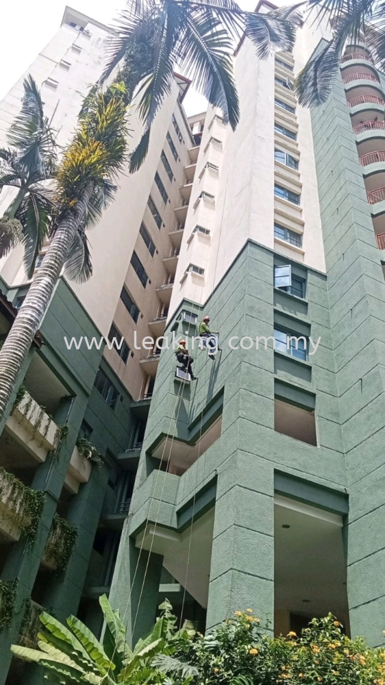 EXTERNAL WALL CRACK REPAIR AT CYBERJAYA