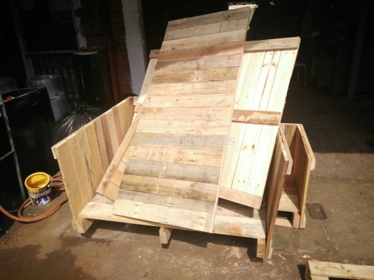 Wooden Pallet Crate