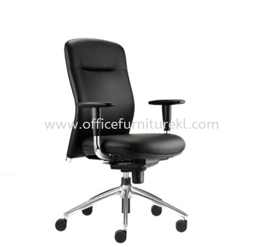 BRYON MEDIUM BACK EXECUTIVE CHAIR | LEATHER OFFICE CHAIR NILAI N.SEMBILAN