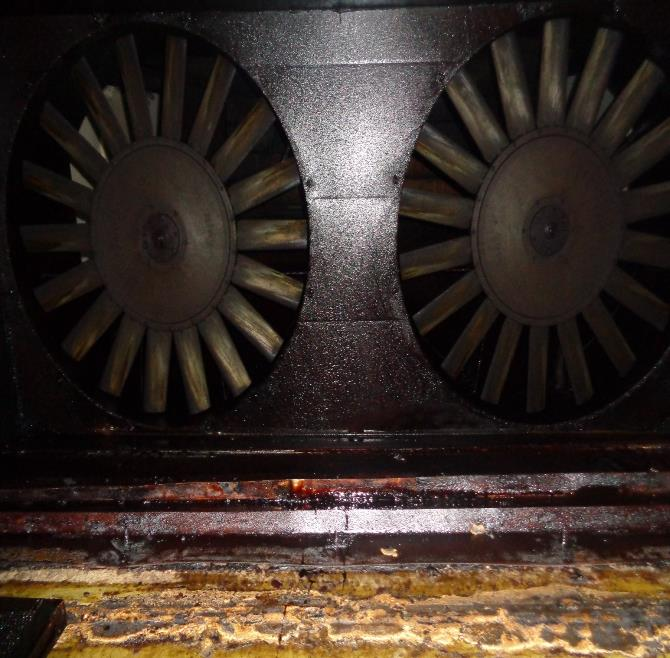 Exhaust Fan – Before Cleaning