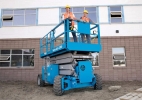 GS-5390RT Scissor Lift - 18meter Diesel Engine Genie Scissor Lift