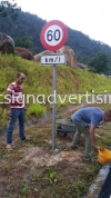JKR SPEC EXIT TO THE RIGHT SIGNBOARD SUPPLIER IN SEPANG, RAWANG & SUNGAI LONG ROAD & TRAFFIC CONTROL SIGNBOARD