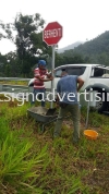 JKR SPEC EXIT TO THE RIGHT SIGNBOARD SUPPLIER IN SEPANG, RAWANG & SUNGAI LONG ROAD & TRAFFIC CONTROL SIGNBOARD