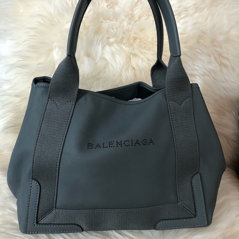 Balenciaga Cabas S leather Tote with a Small Pouch in Grey Balenciaga ...