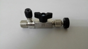 32525 - 1/4" SAE REFCO Vacuum Rated Charging & Evacuation Valve (R22/134A/404A/507/407C) Valve Core Tools