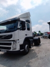 FM11 4X2 - 6 TAYAR ( SLEEPER CAB ) FM11 4X2 - 6 TAYAR ( SLEEPER CAB ) FM11 VOLVO