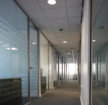 Tempered glass wall 2 with corridor