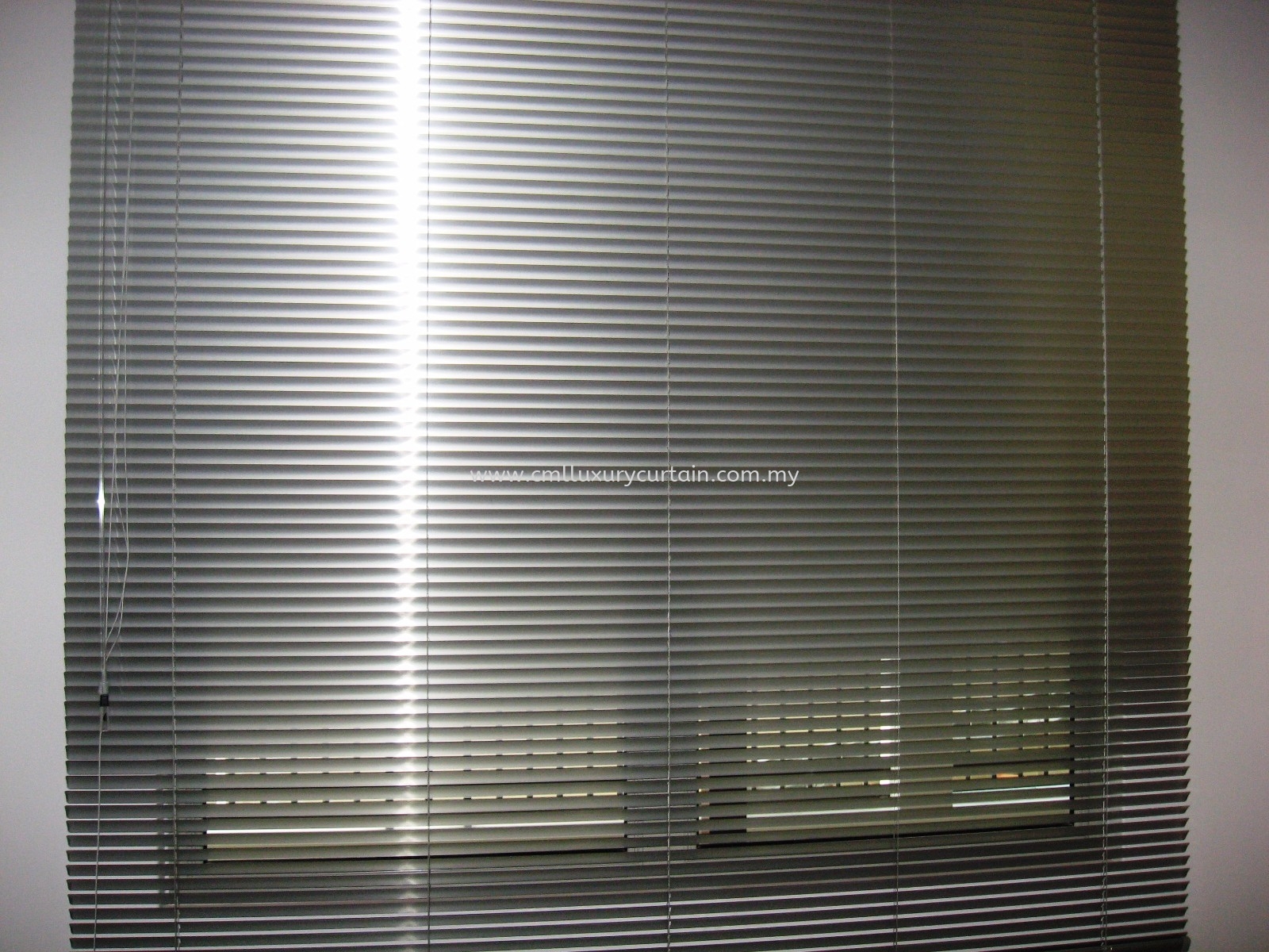 venetian-blinds  3