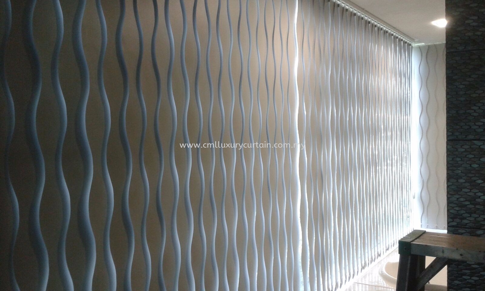 s-wave-vertical-blinds 3