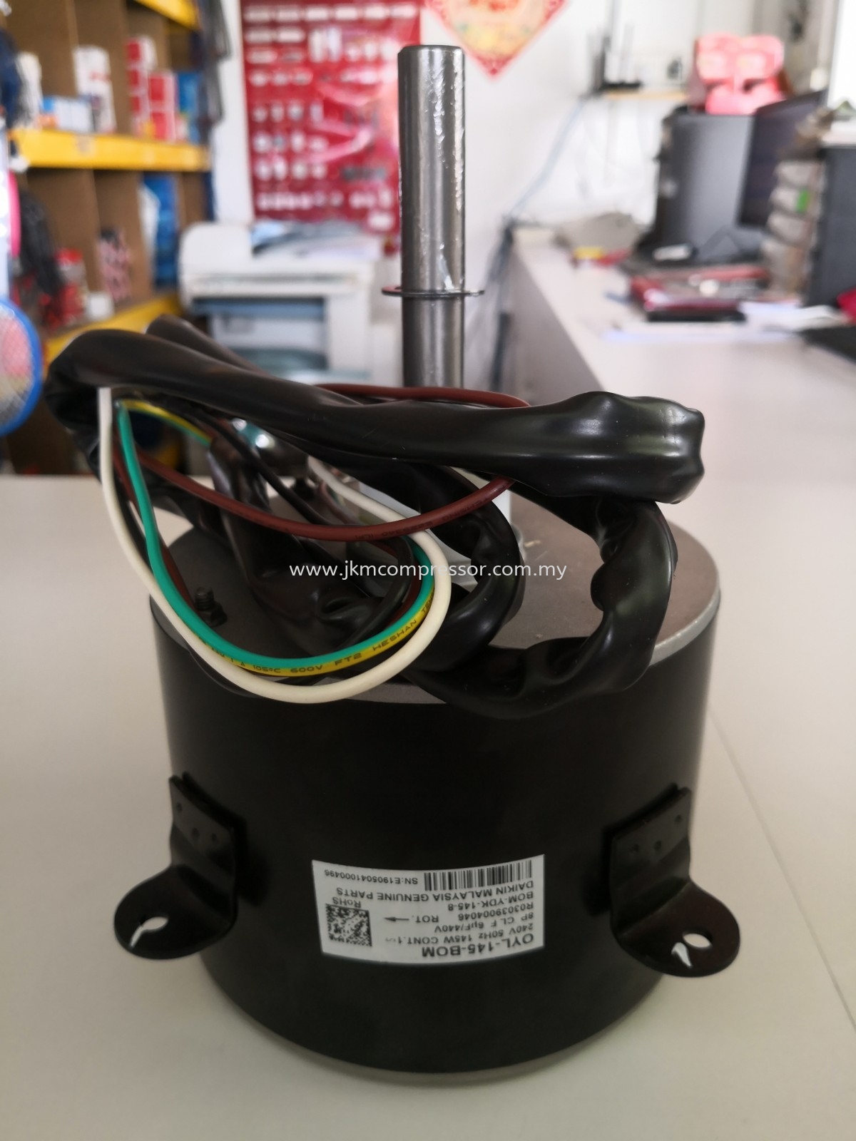 R03039004046-FAN MOTOR OYL-145 501 ; 240V 8P 128/145W 1PH