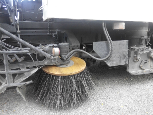 Roller Broom