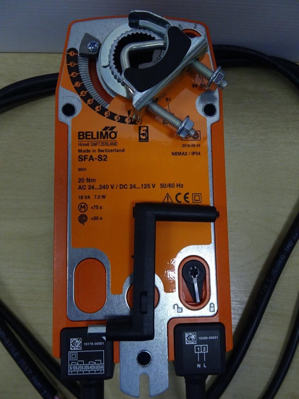 BELIMO SFA-S2 OPEN-CLOSE SPRING-RETURN DAMPER ACTUATOR 20NM,24-240VAC/24-125VDC,50/60HZ(W/ 2xAUX.S)