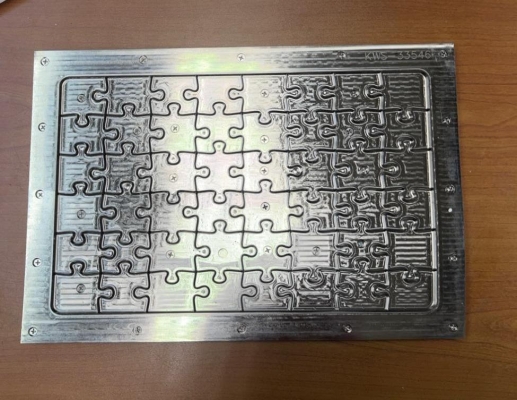 PUZZLE DIE CUTTING MOULD