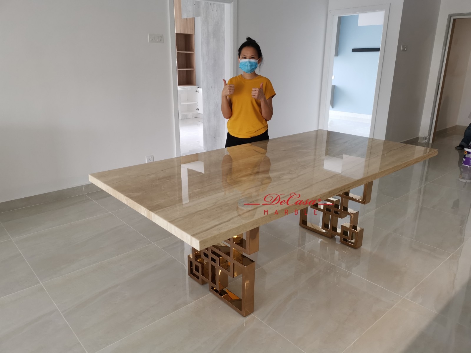 Majestic Dining Table | Nuvalato | 8 Seaters
