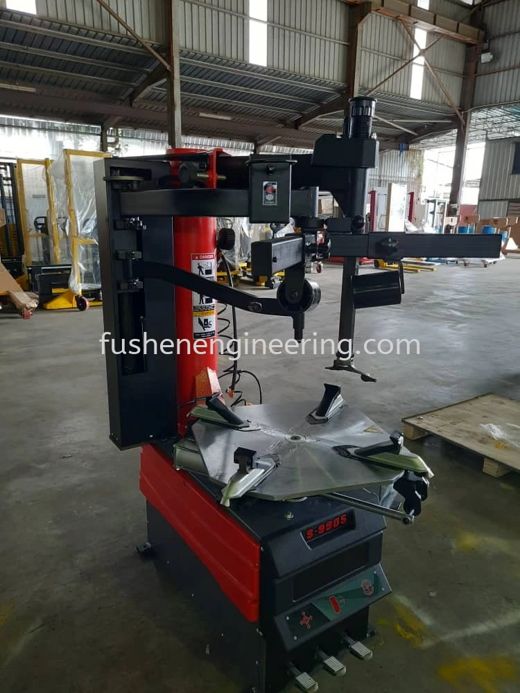 Swing Arm Tire Changer with Left Side helper arm