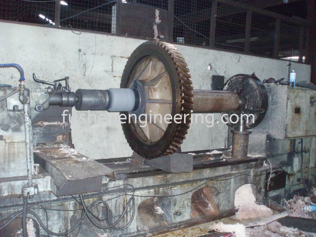 Repairing of Gearbox Main Drive Gear Shaft !!!