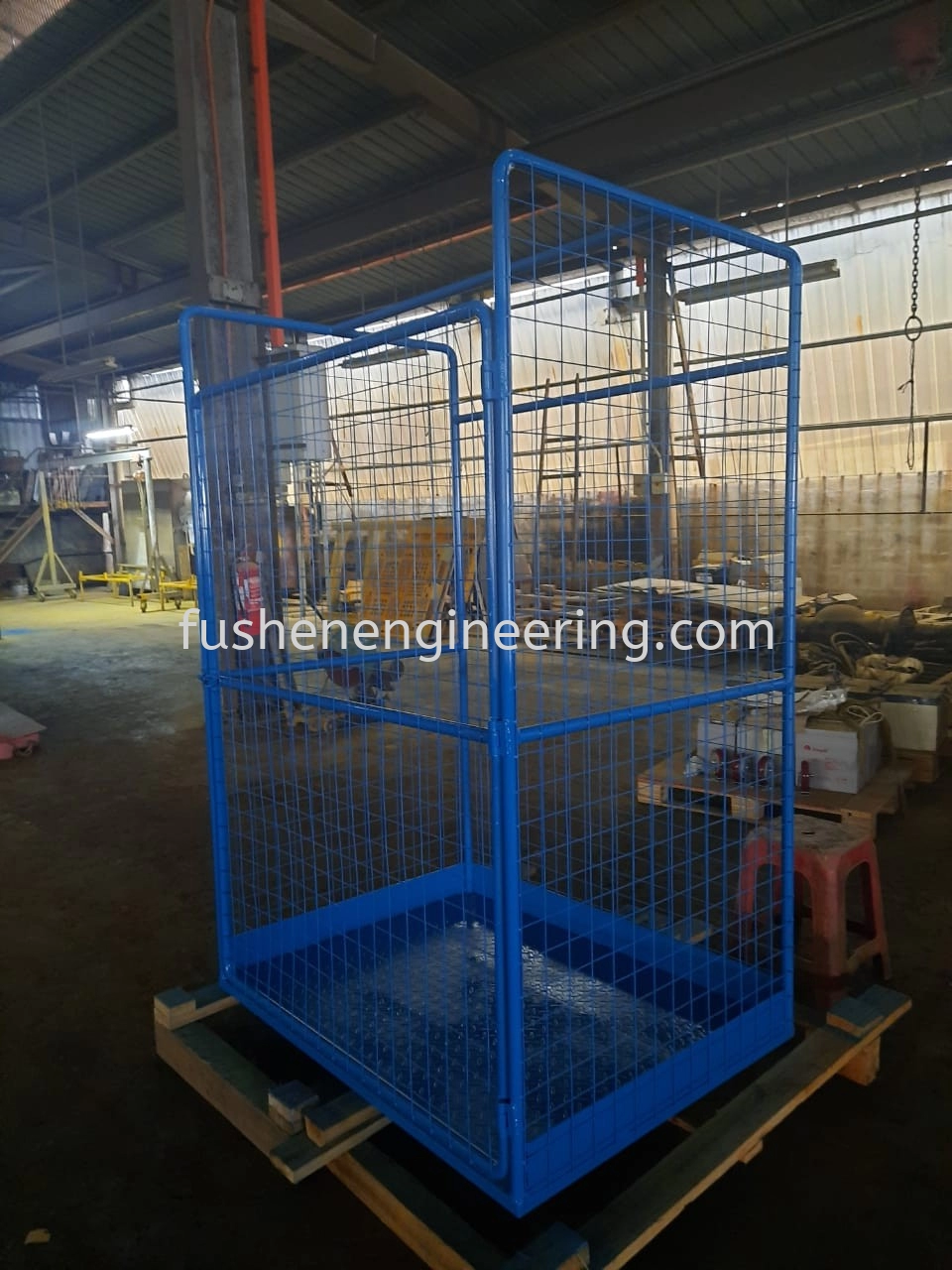 Customized Work Cage