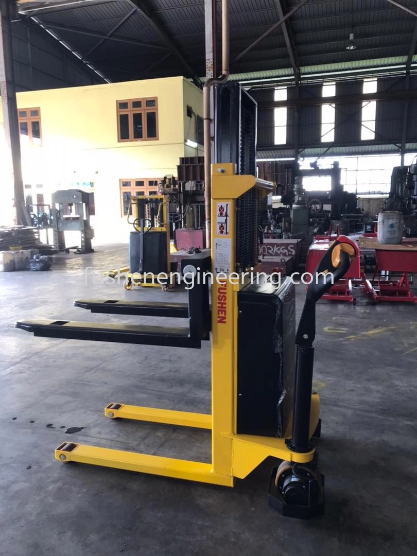 Fully Electric Stacker