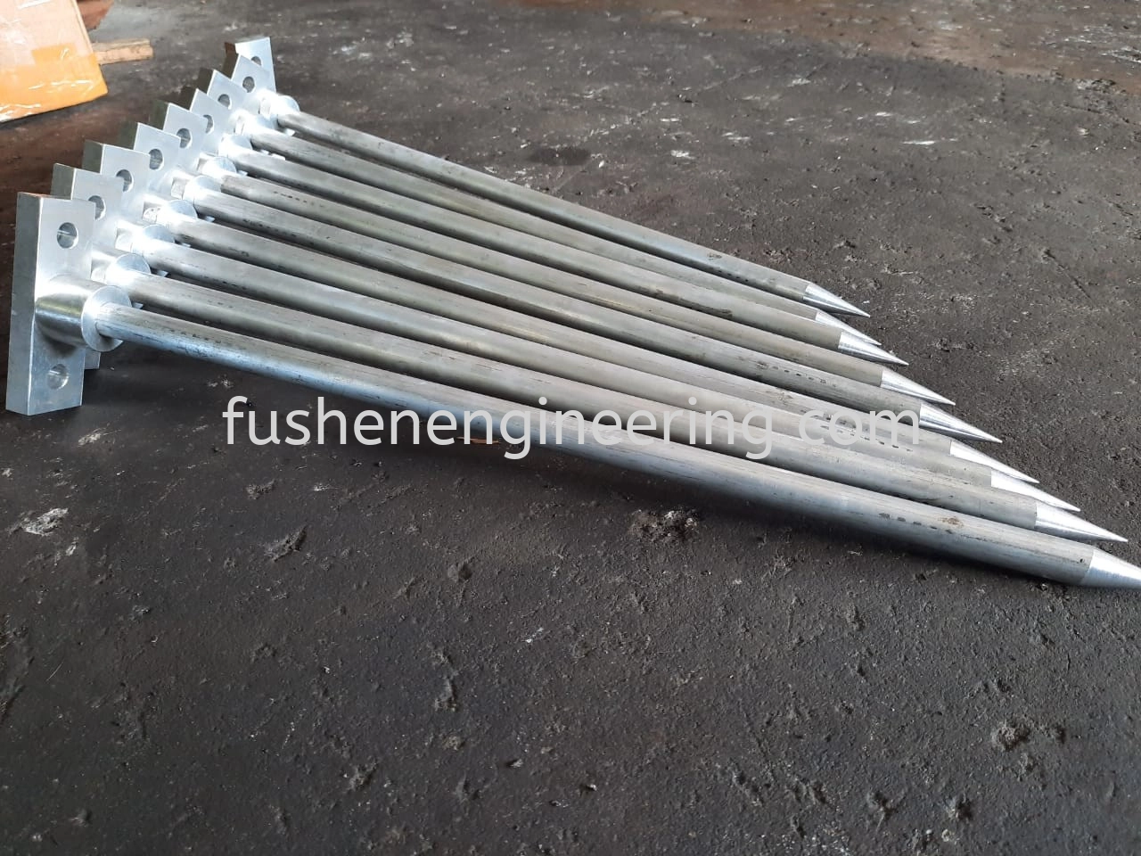 To machine lightening rod, dia 3/4" x 600mm lg