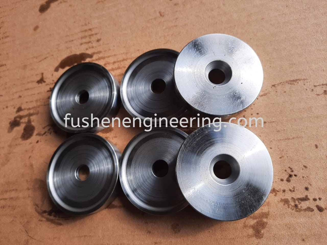 To machining Retaining Plate, size : 61.5mm diameter