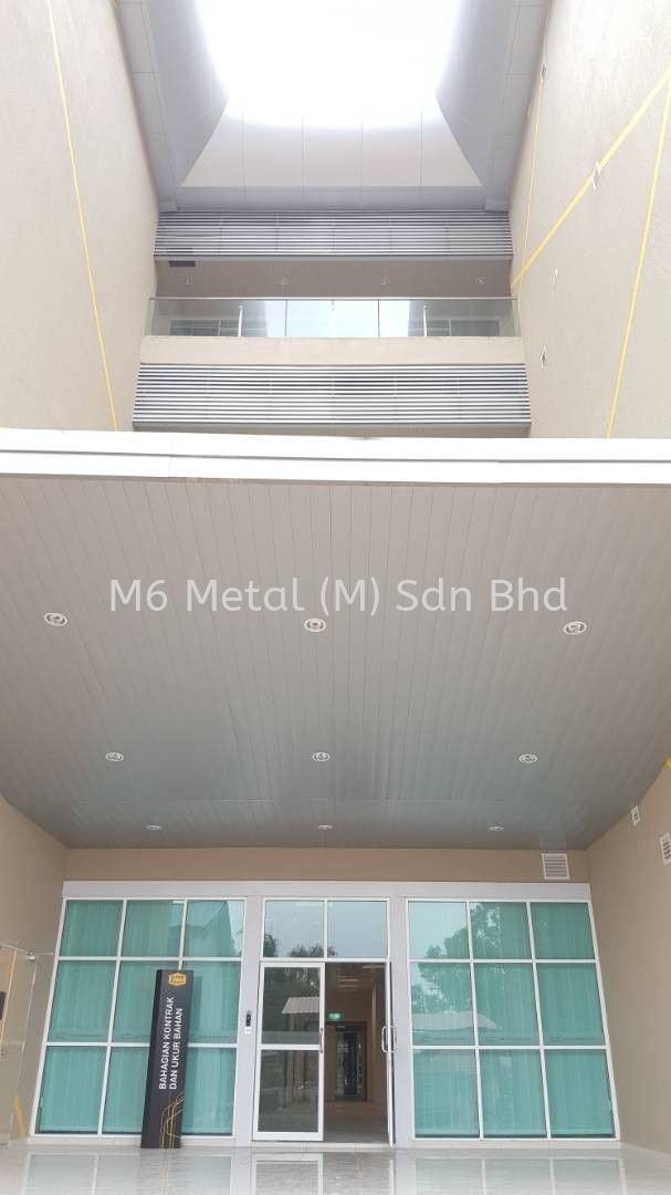 Aluminium Z-Louvers & Strip Ceiling