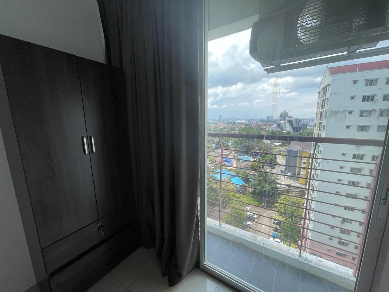 [FOR SALES] Suriamas Suites Larkin Apartment 3bed Johor Bahru