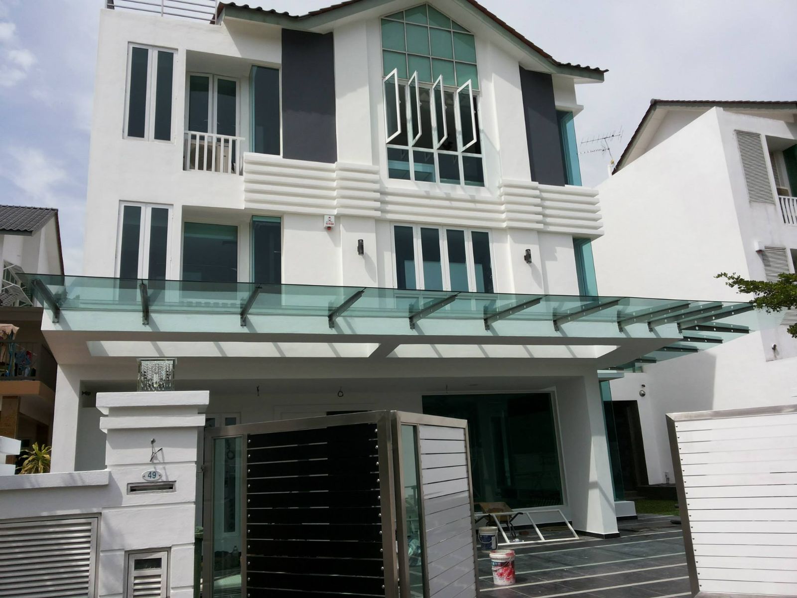 Glass Roof & Canopies