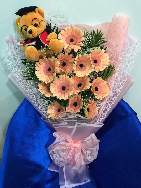 Daisy / Gerberas Bouquet (HB-680) Daisy / Gerbera Hand Bouquet Kuala Lumpur (KL), Selangor, Malaysia Supplier, Suppliers, Supply, Supplies | Shirley Florist