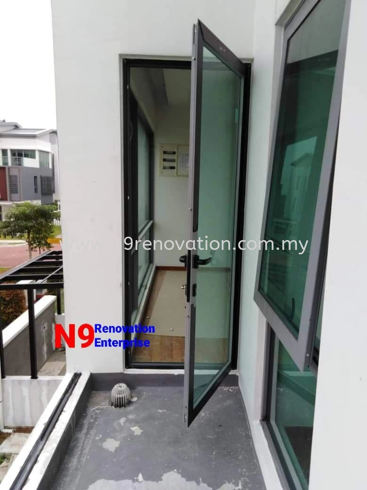 Aluminum Swing Door