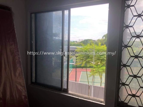 Sliding Window at Subang