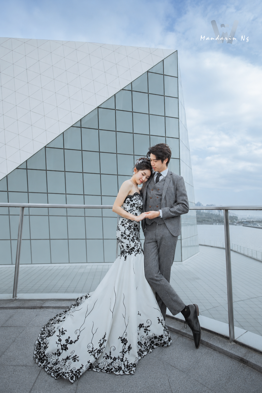 Architectural Pre Wedding Photoshoot