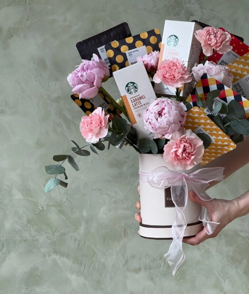 Flower GiftBox - Starbucks - THE OWL STUDIO ENTERPRISE