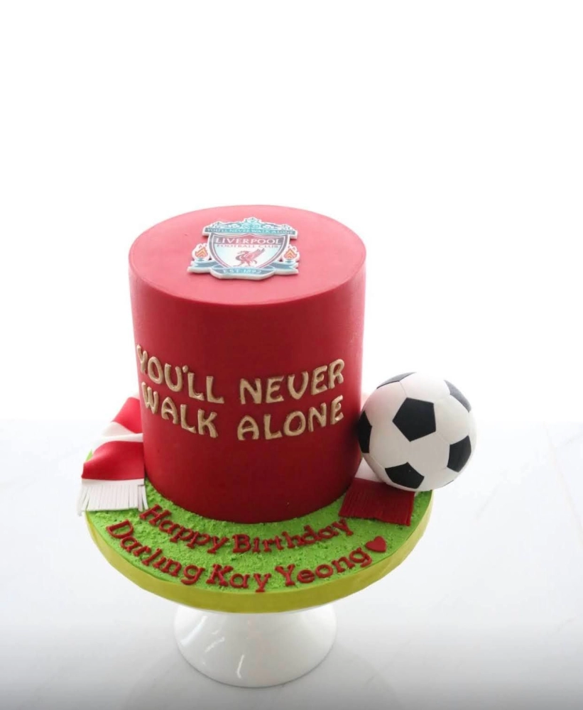 Football Liverpool Cake