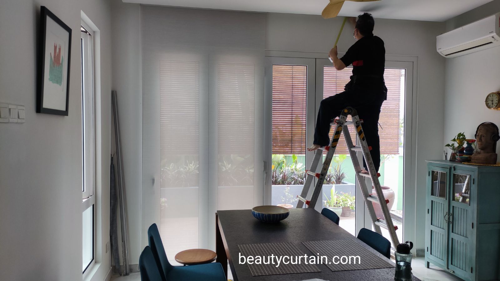 Installation Service for Roller Blinds