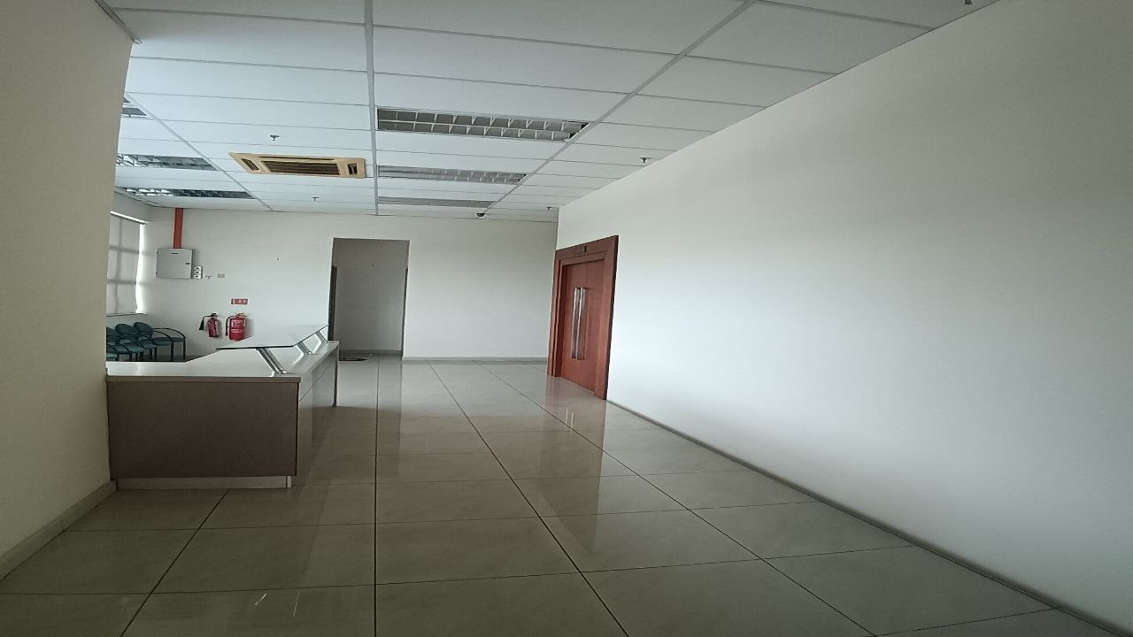 Desa Cemerlang 独立式工厂/仓库出租 | 31,610 平方尺中型工业厂房 | 300 AMP 电力 | 超过1英亩永久工业地