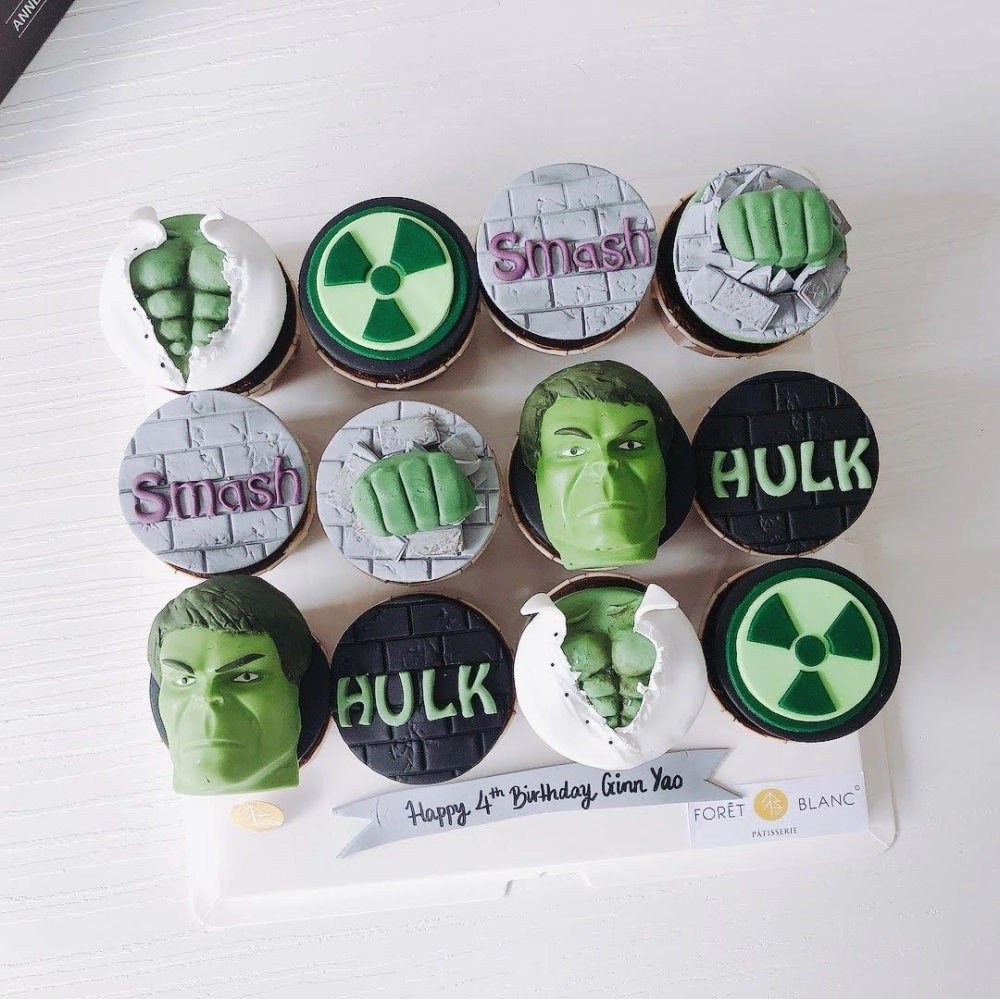 Hulk Cupcake