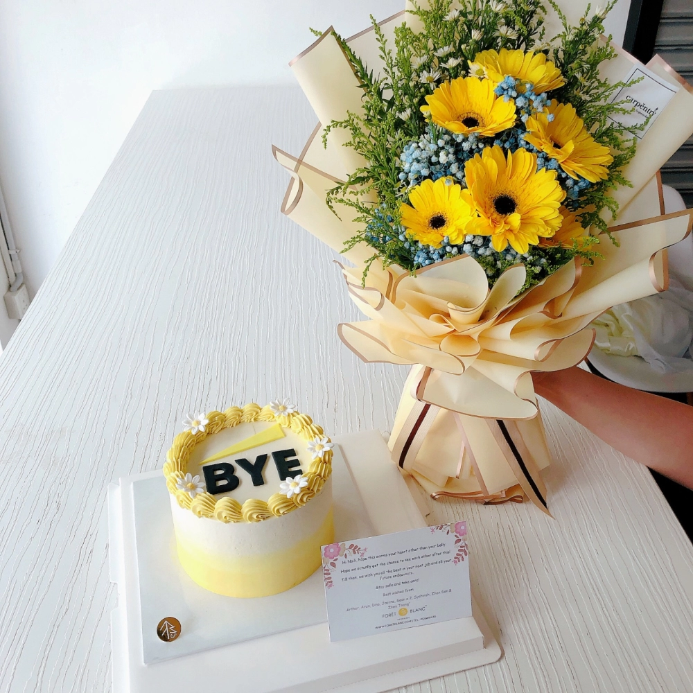 Farewell Cake with Flower