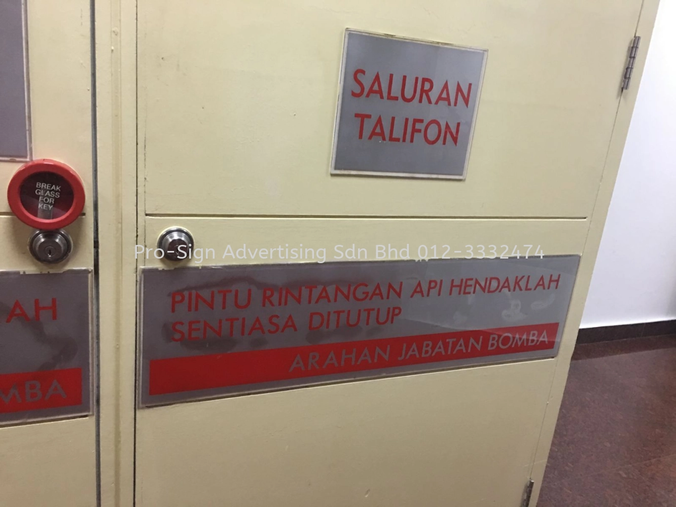 PINTU RINTANGAN SIGN