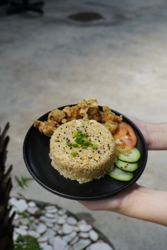 Fried-Chicken  Garlic Fried Rice