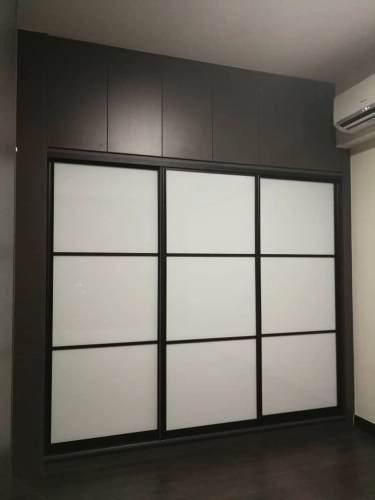 Sliding Door Wardrobe