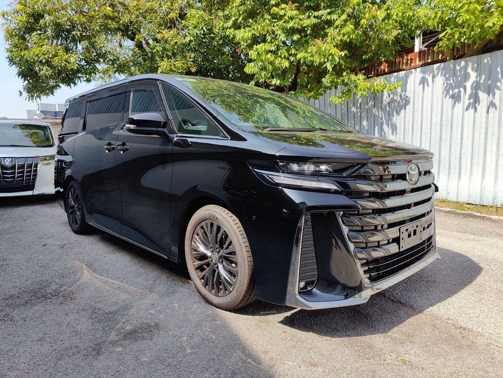 2025 TOYOTA VELLFIRE 2.4T Z PREMIUM (JBL) (0951)