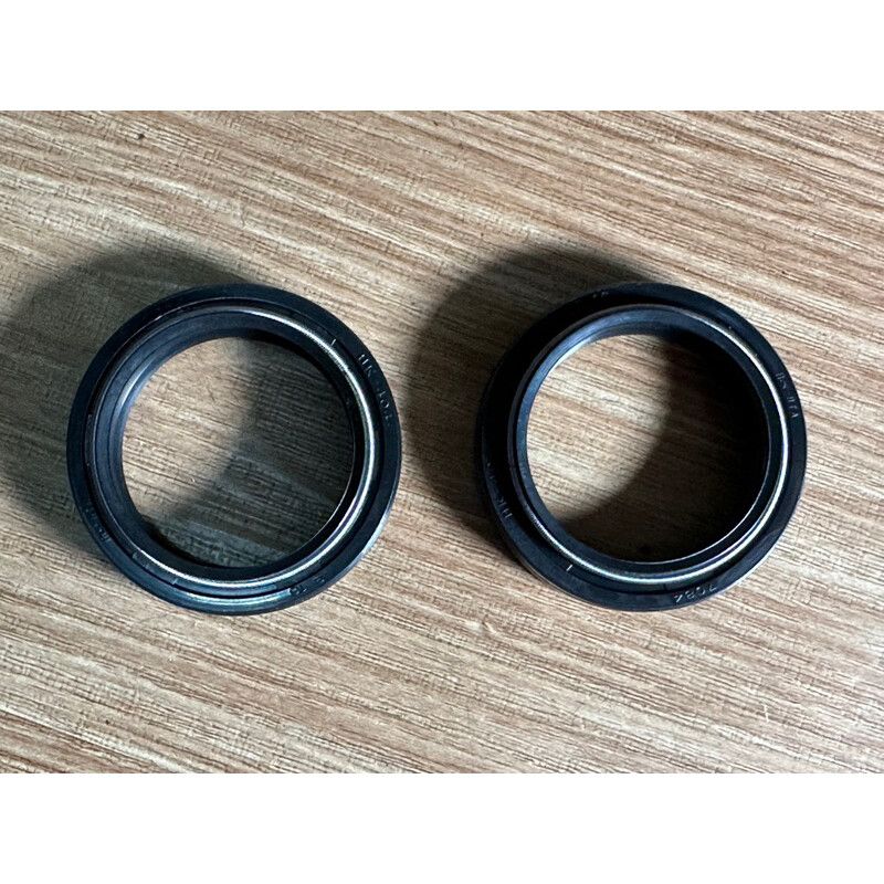 Kawasaki ZZR250 Front Fork Oil Seal 37-49-8/10.5